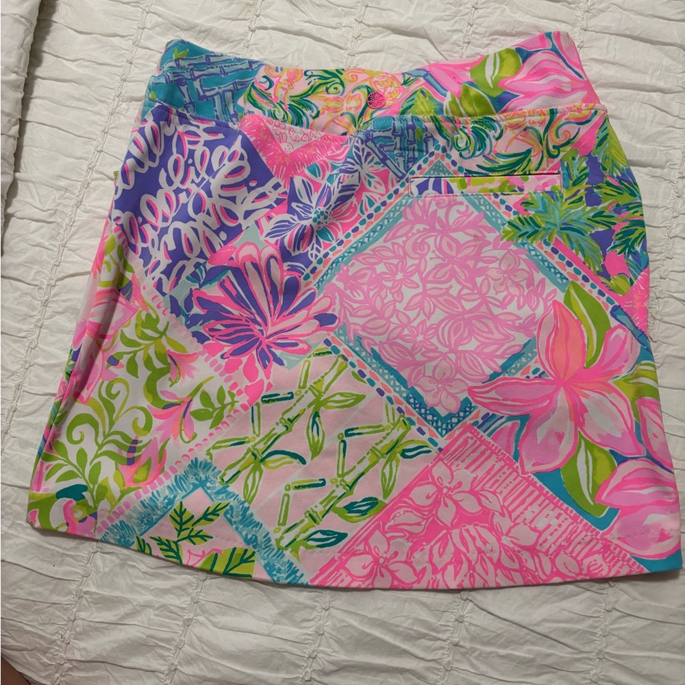This Lilly Pulitzer Luxletic Monica Golf Skort - Picture 2 of 3